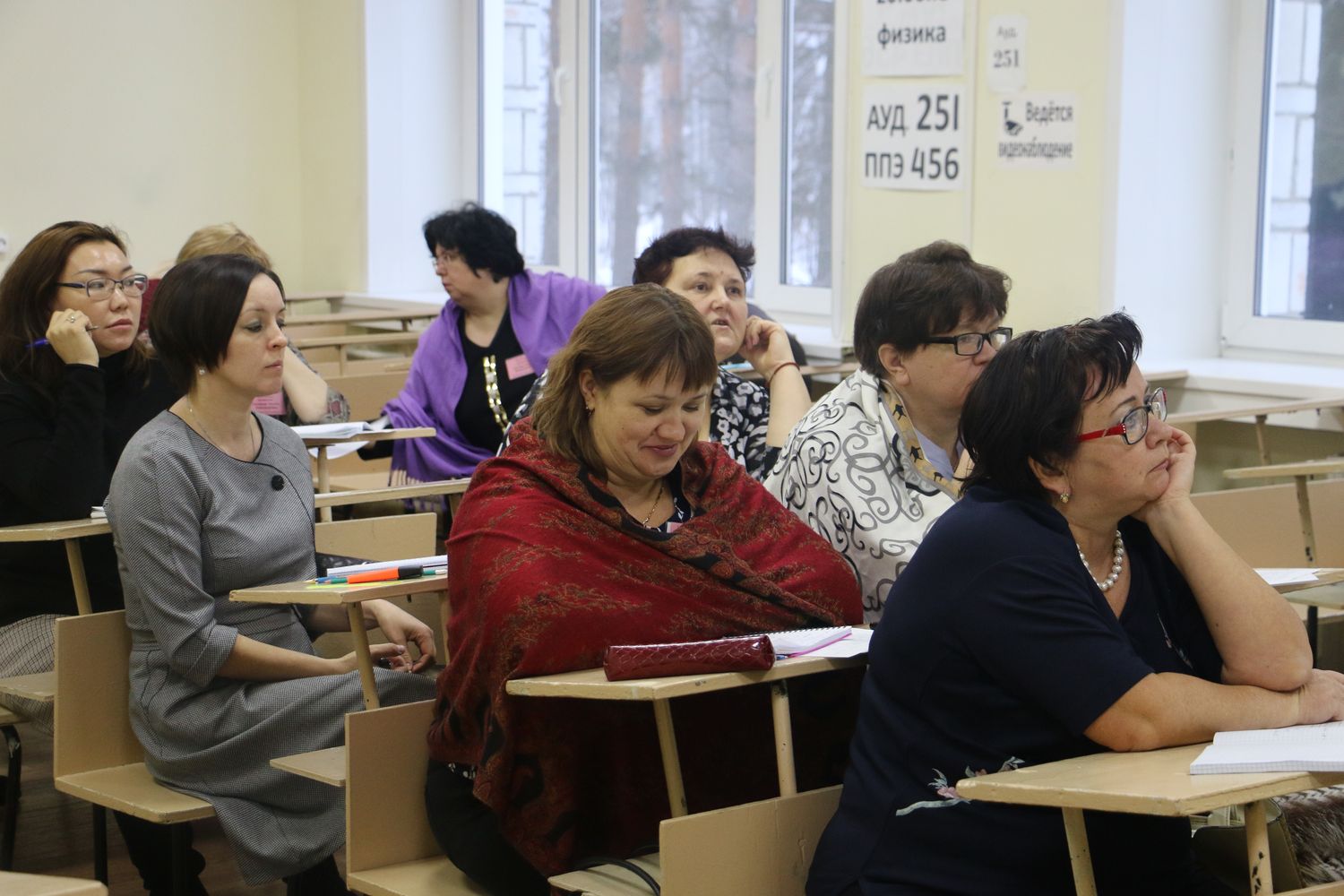 Учителя тюмень. СУНЦ НГУ Оксана Павловна. СУНЦ НГУ преподаватели. НГУ преподаватели Новосибирск. Преподаватели НГУ фото.