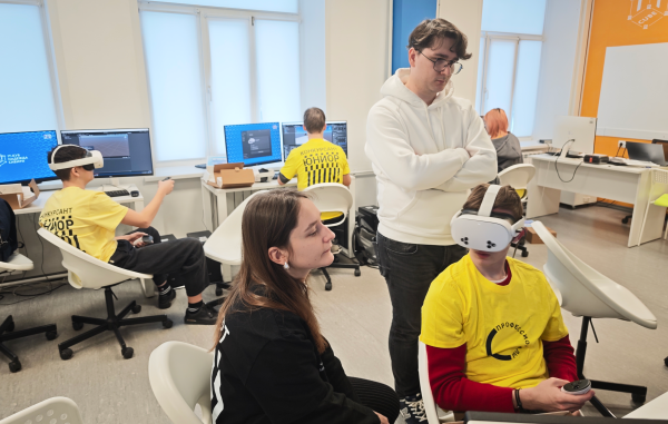 Восьмиклассники из СУНЦ НГУ успешно выступили на региональном этапе чемпионата по профессиональному мастерству «Профессионалы»