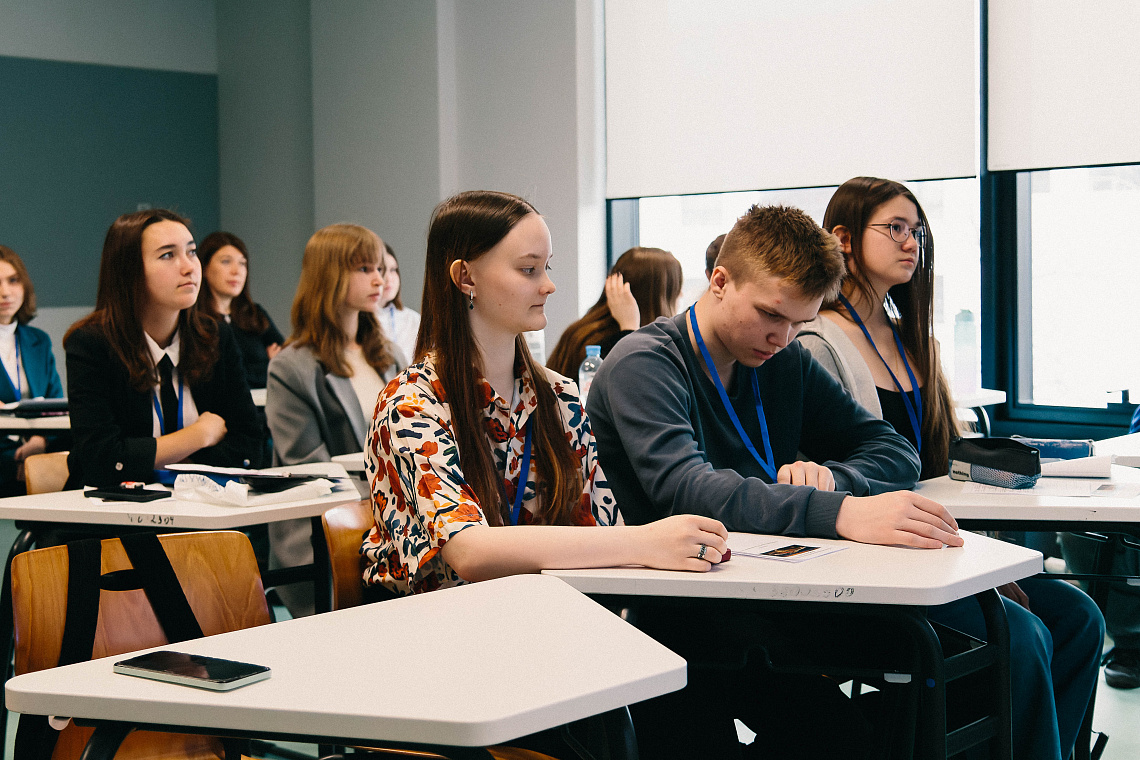Ученики СУНЦ НГУ заняли призовые места на Международной научной студенческой конференции